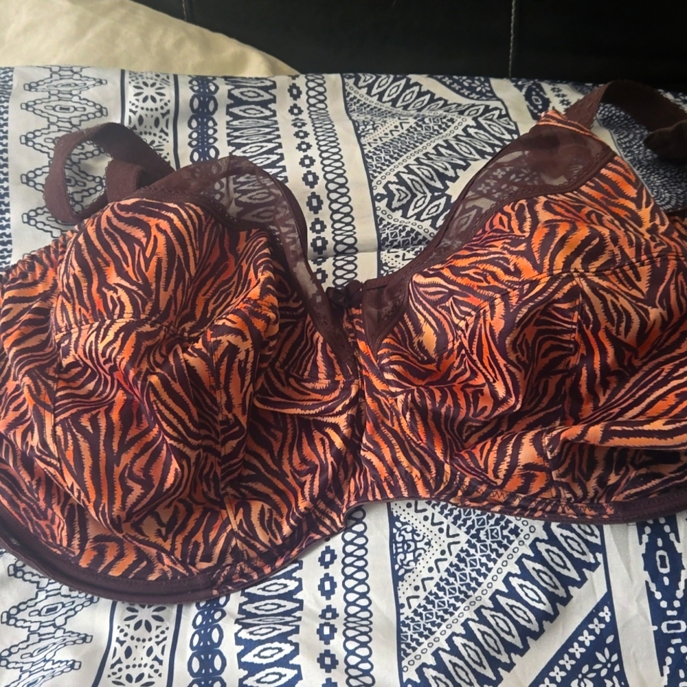 COPY - Bras underwire/ non wire Goddess/ Elomi lace and seamless